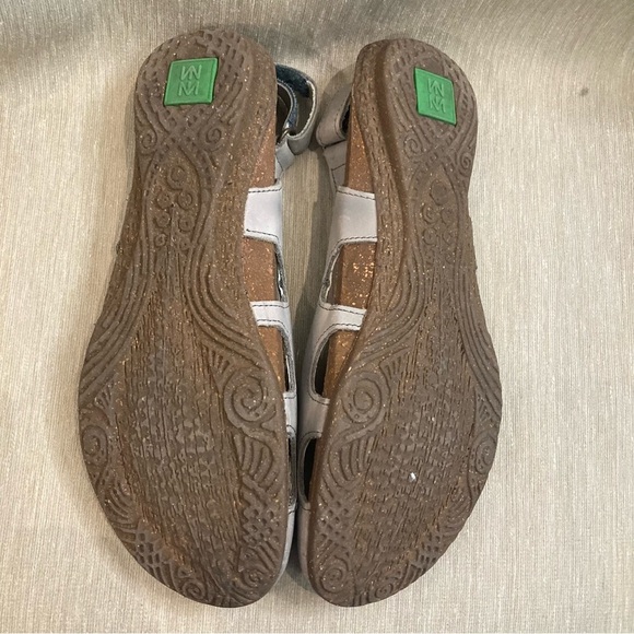 EL NATURALISTA SZ 41 Wakataua Leather Velcro Closure Warm Grey Colourway Sandals - Picture 11 of 12